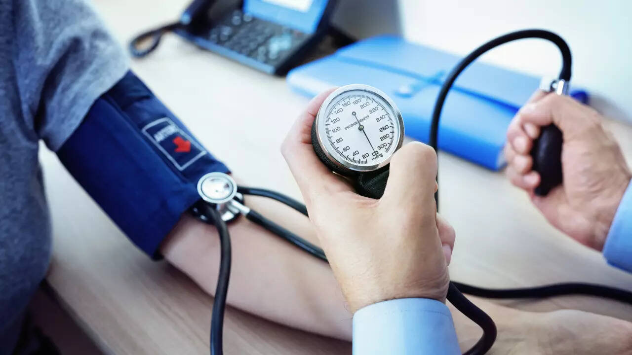 Harvard doctor approved 5 foods that help lower blood pressure naturally