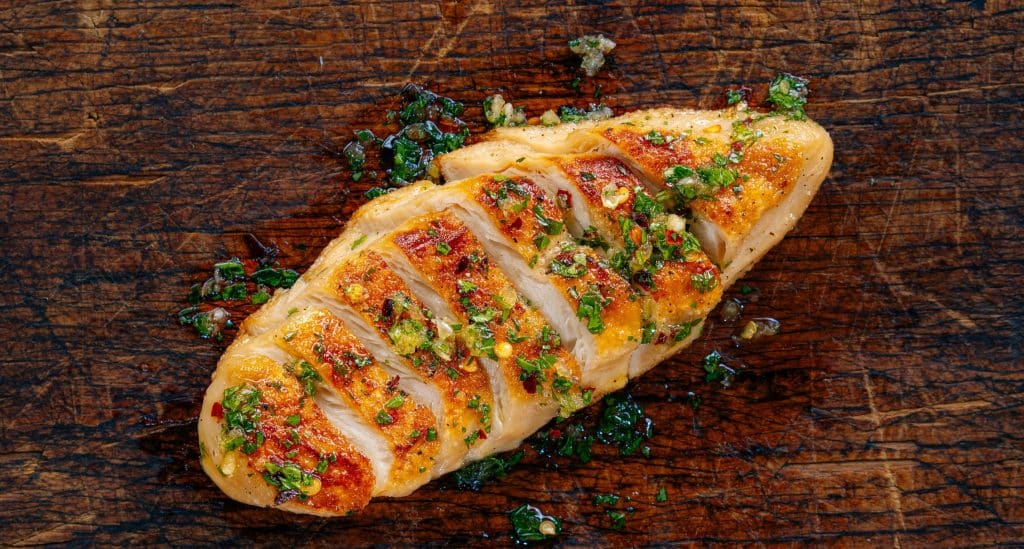 Heura and SWAP Launch Plant-Based Chicken Fillet Across 2,000 European Supermarkets – vegconomist