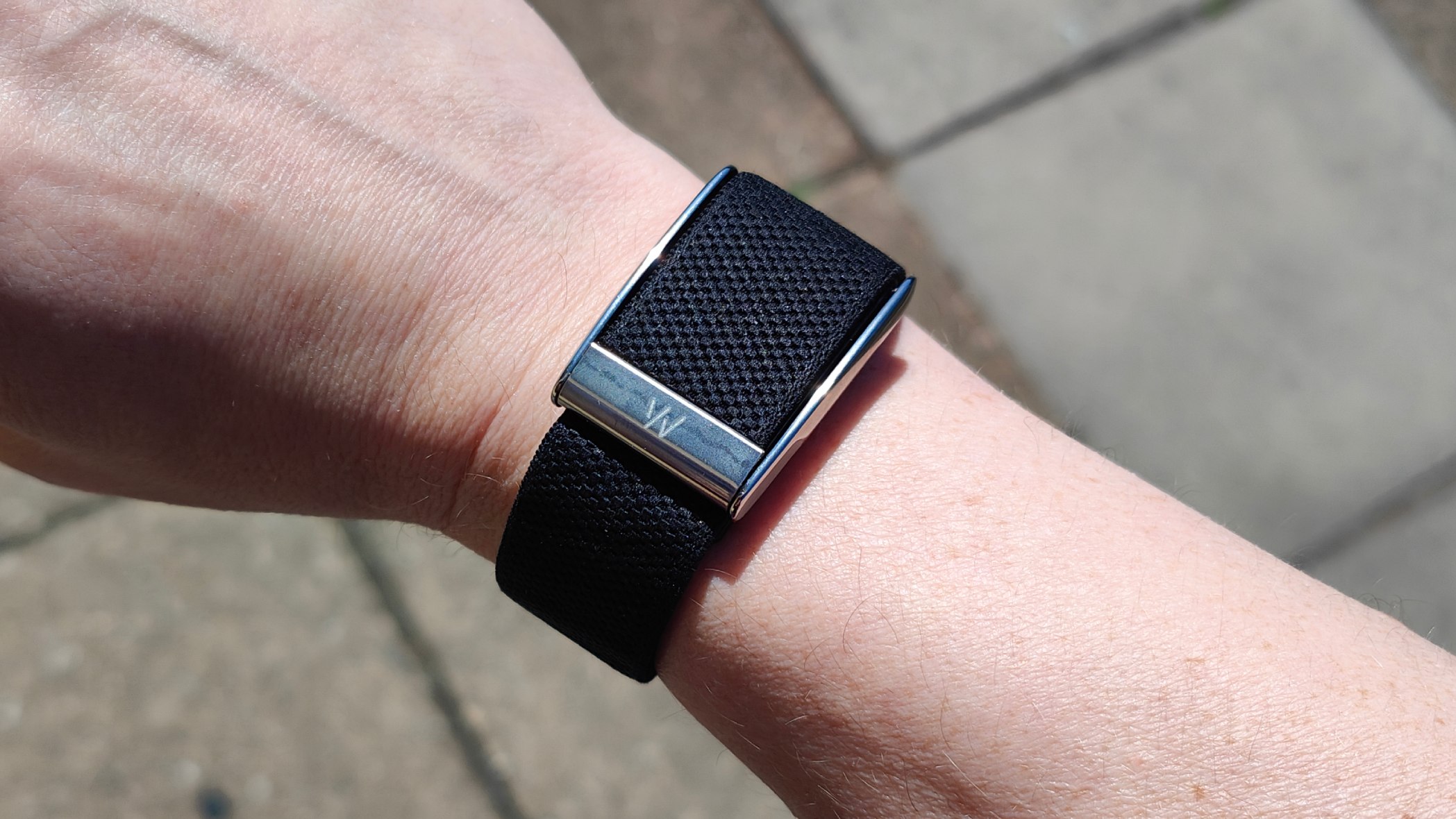 Users of the new Whoop MG fitness band are reporting widespread failures