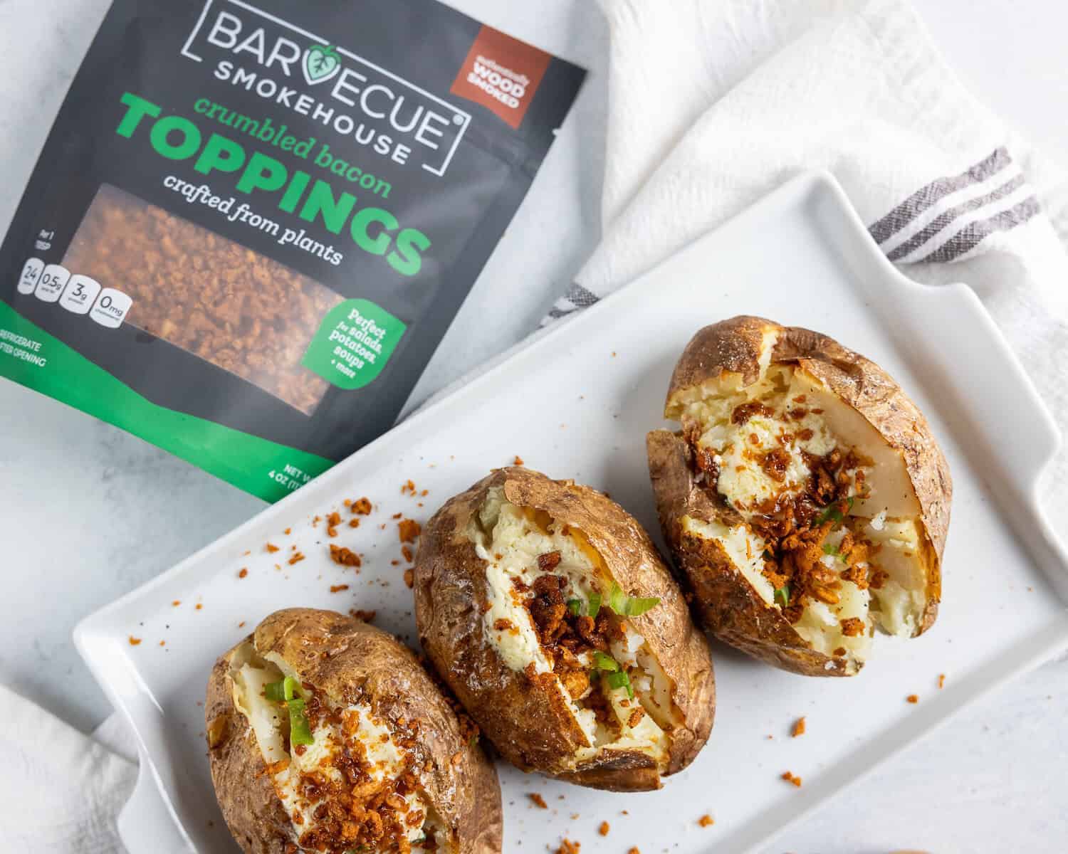 Barvecue’s New Clean-Label Crumbled Bacon Toppings Offer a “Much-Needed Improvement” to Traditional Bacon Bits – vegconomist
