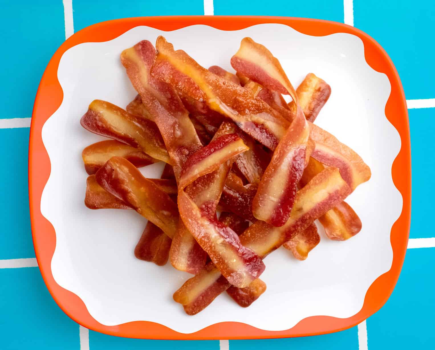 Hooray Foods Rolls Out New “AWESOMER” Plant-Based Bacon Across US – vegconomist