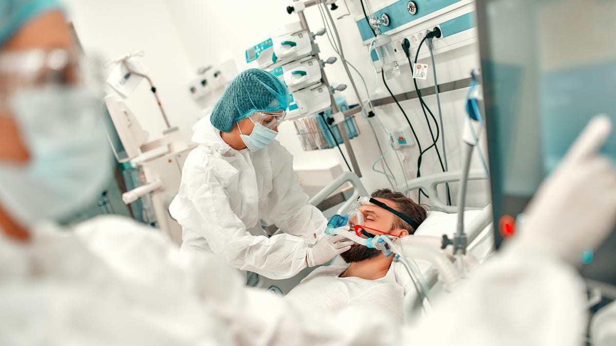 Posts share fabricated article on COVID-19 vaccinations