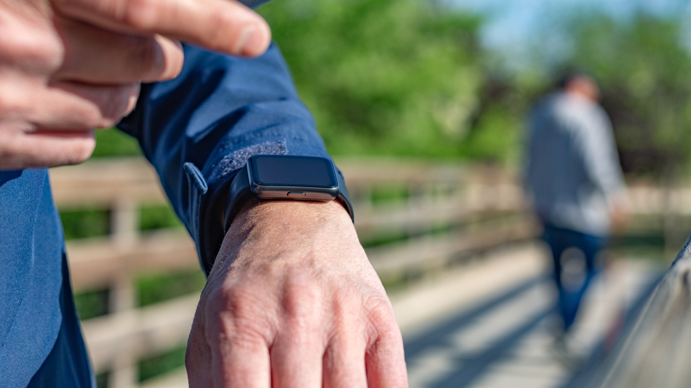 Walking daily can improve depression, research finds : Shots