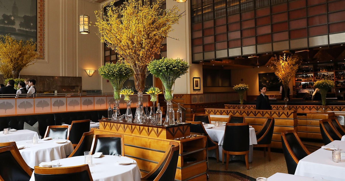 Eleven Madison Park, first restaurant to win 3 Michelin stars with plant-based menu, will serve meat again