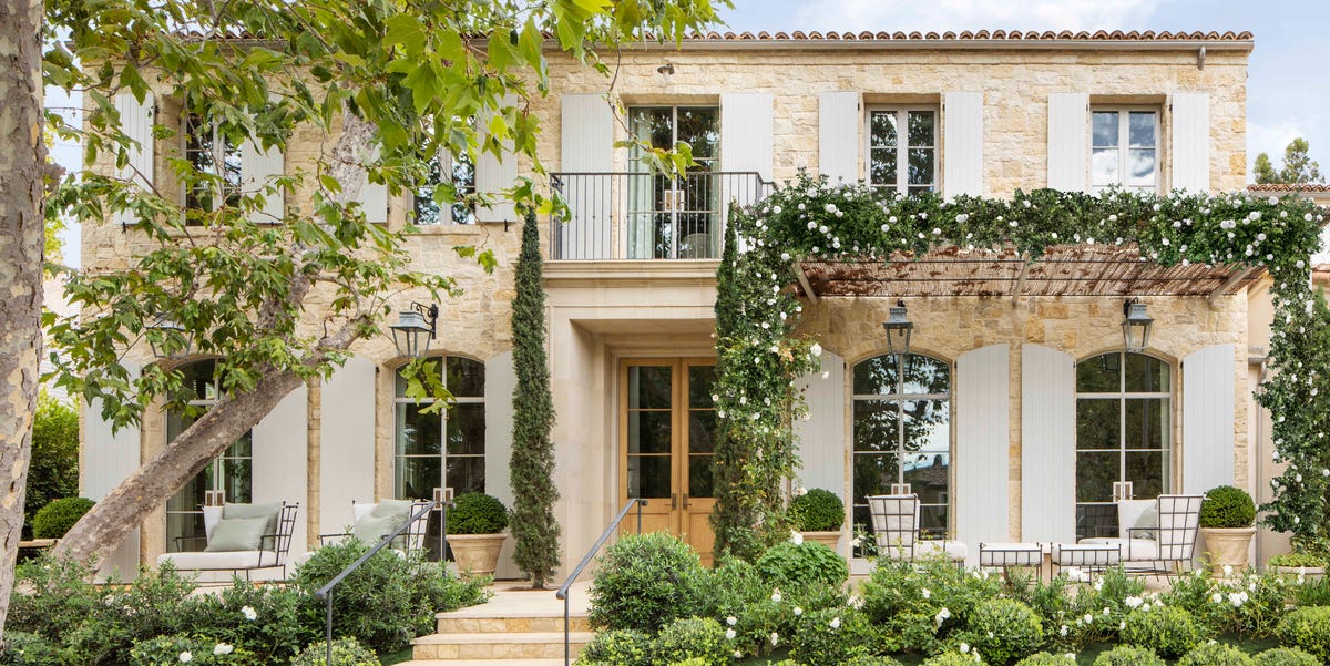 9 Landscaping Ideas That Can Make Your House Look Expensive