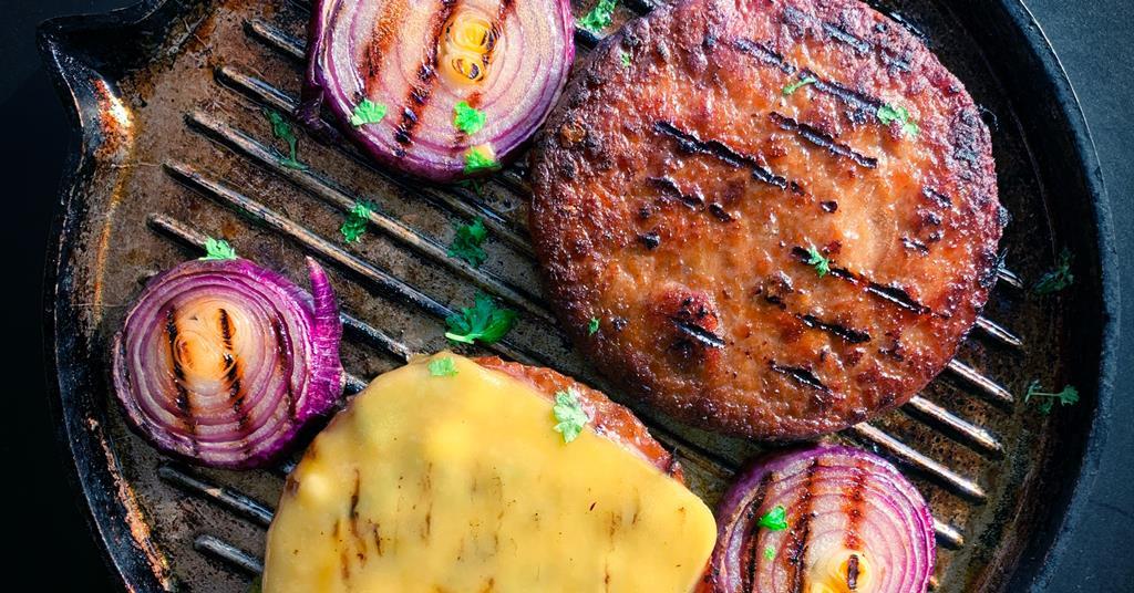 Industry calls for “clear labelling” as MEPs vote for ban on “meaty” labels | News